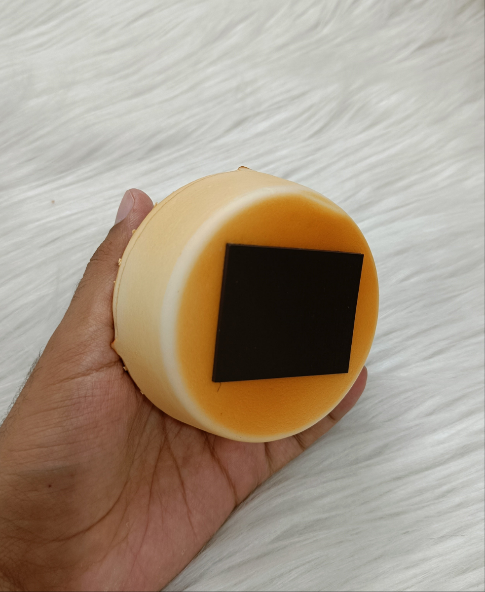 Burger bun shape magnet (1pc.)