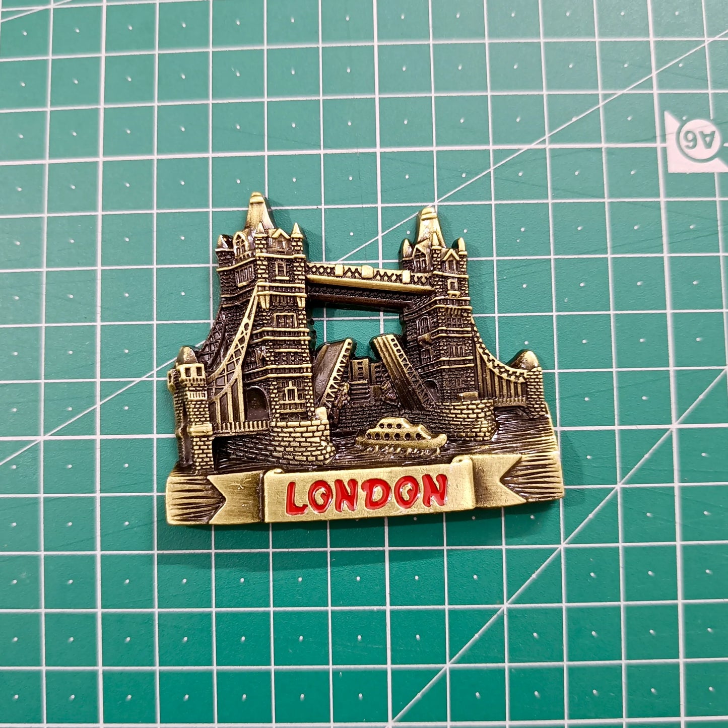 London Souviner Magnet