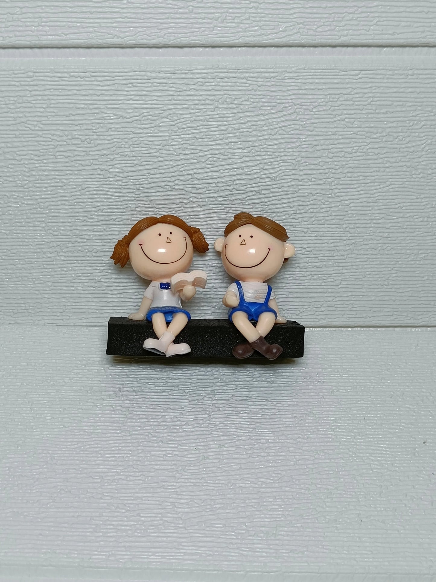 Doll pair miniature magnet