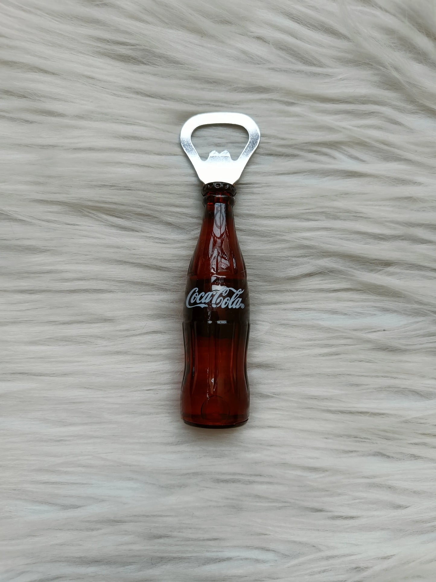Bottle opener magnet