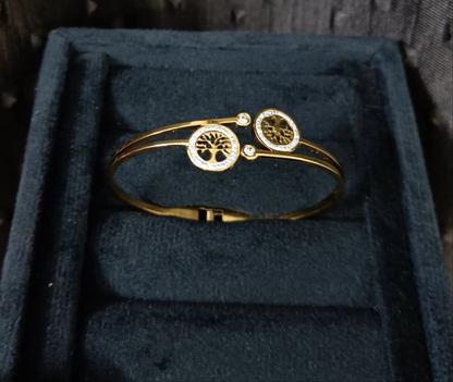 Anti tarnish bracelet