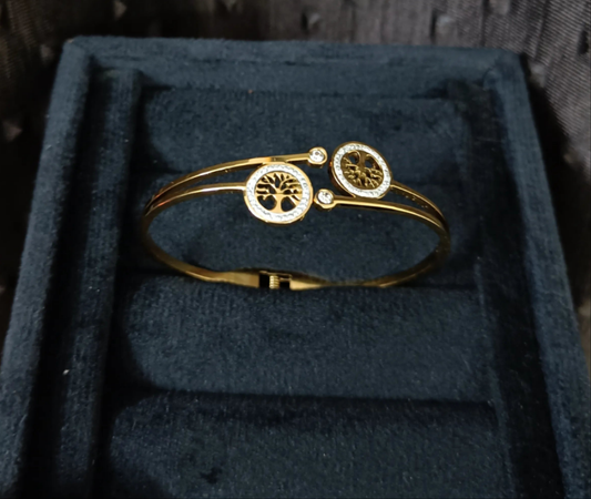 Anti tarnish bracelet