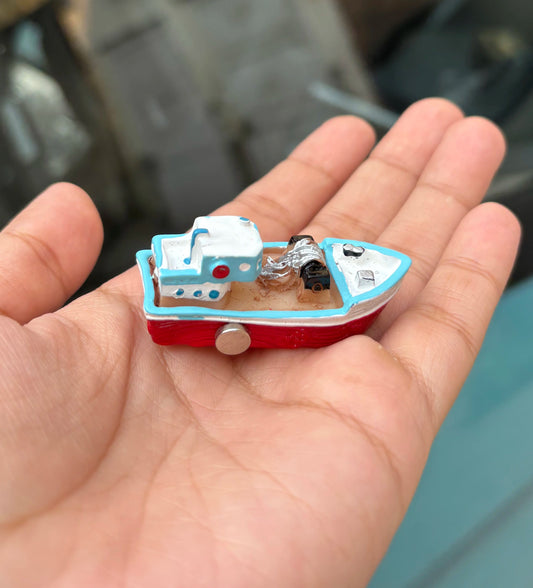 Ship miniature fridge magnet (1pc.)