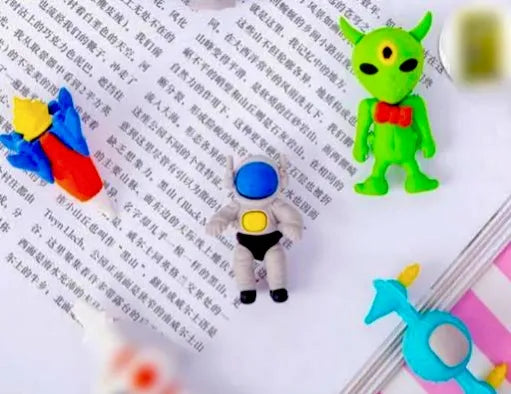 Space theme eraser (1 pc.)