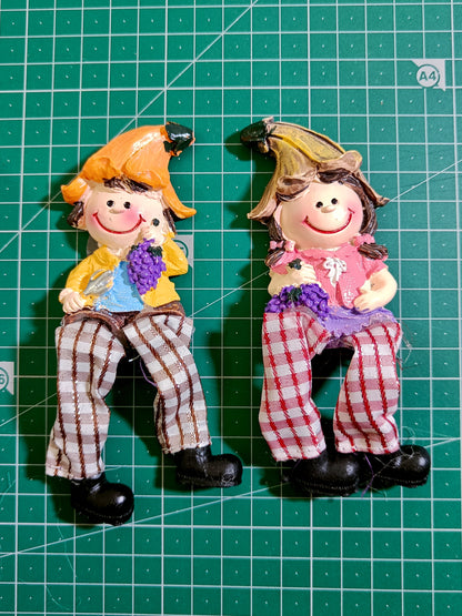 Doll pair miniature magnet (set of 2)