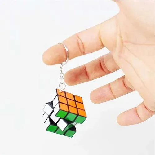 Moveable Rubik's cube keychain