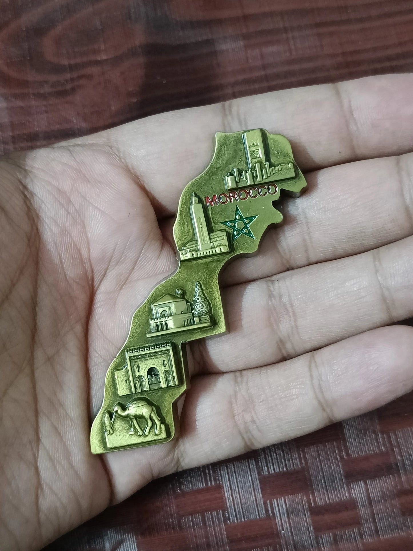 Country souvenir magnet