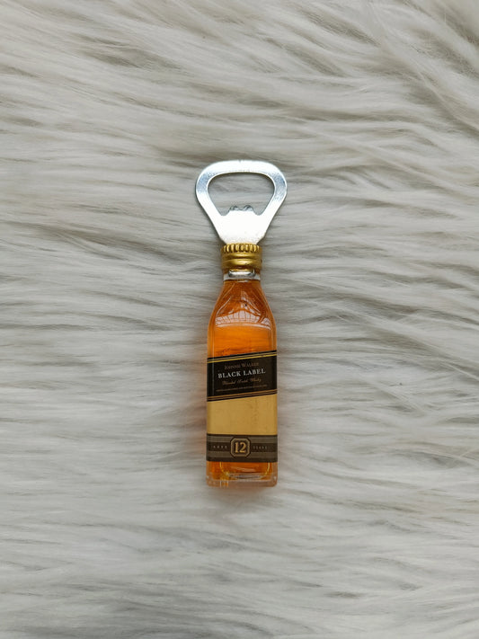 Bottle opener magnet